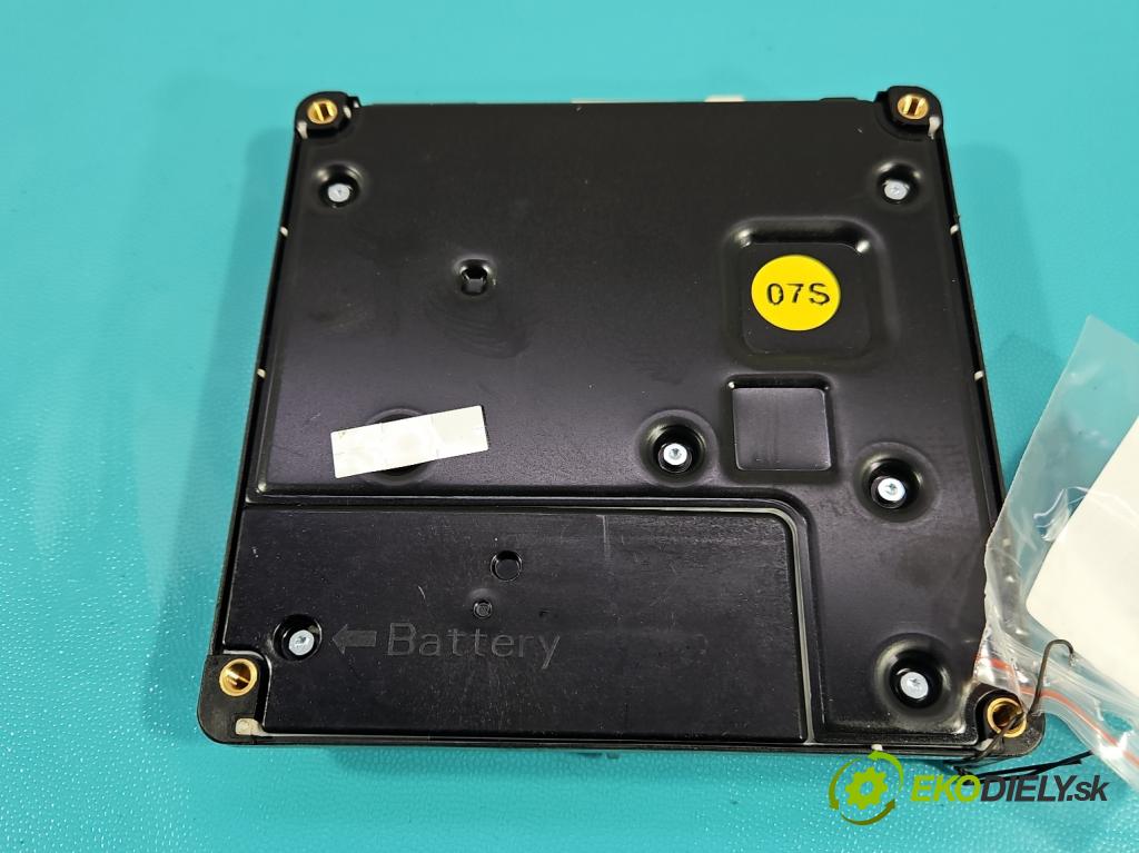 Audi A4 B9 2015-2024 2.0 TDI 190 hp automatic 140 kW 1968 cm3 5- řídící jednotka 4KE035282C