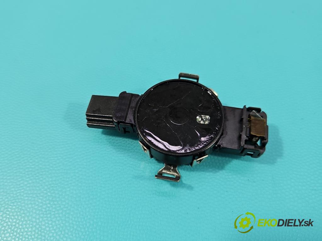 Audi A4 B9 2015-2024 2.0 TDI 190 HP automatic 140 kW 1968 cm3 5- snímač déšť: 81D955555 (Snímač dažďa)