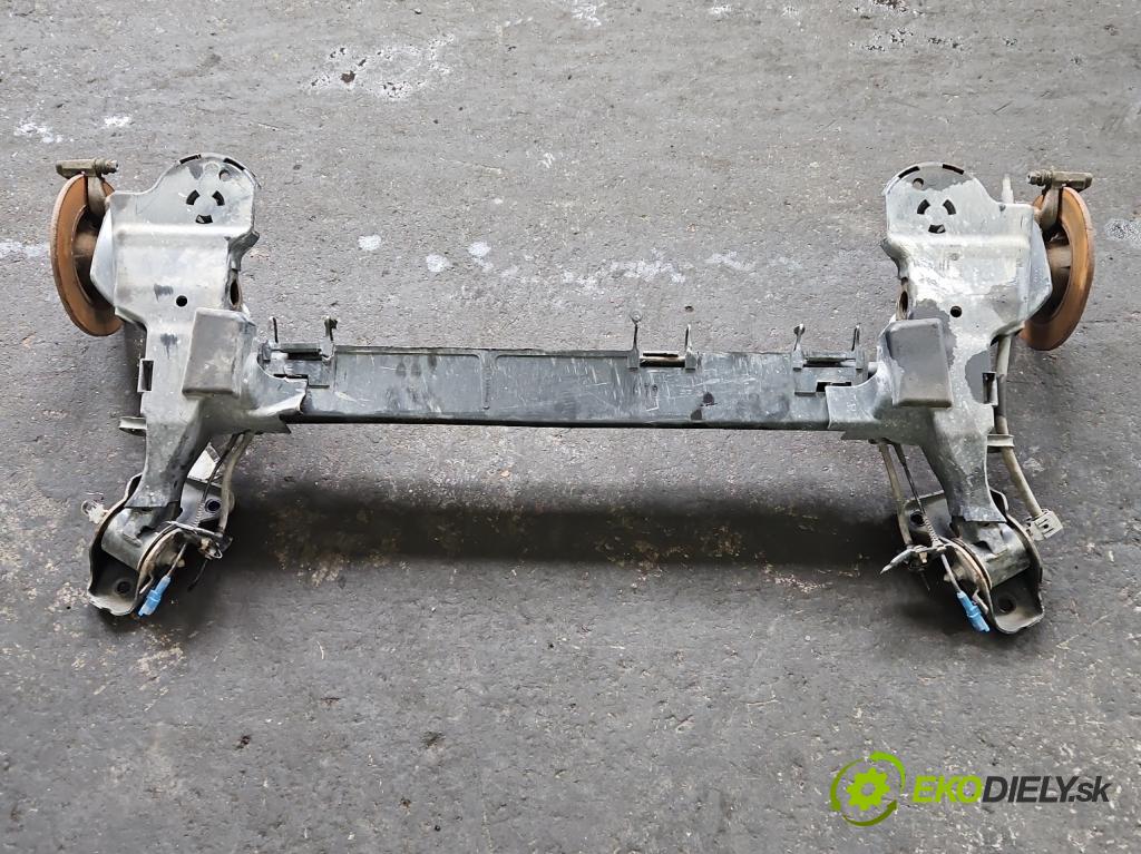 Citroen C3 III 2016-2024 1.2 12V 110 HP manual 81 kW 1199 cm3 5- zadna výstuha  (Výstuha zadná)