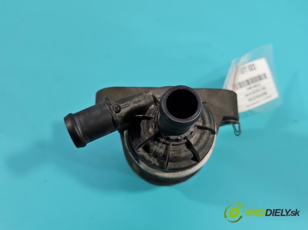 Audi A4 B9 2015-2024 2.0 TDI 190 HP automatic 140 kW 1968 cm3 5- čerpadlo voda: 05L965567A (Vodná pumpa)