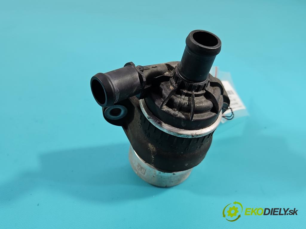 Audi A4 B9 2015-2024 2.0 TDI 190 hp automatic 140 kW 1968 cm3 5- čerpadlo vody 05L965567A (Vodní pumpa)