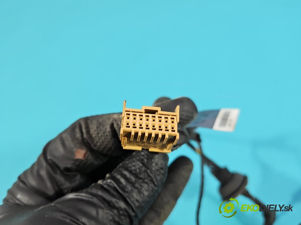 Audi A4 B9 2015-2024 2.0 TDI 190 hp automatic 140 kW 1968 cm3 5- snímač parkování 8W9971104M