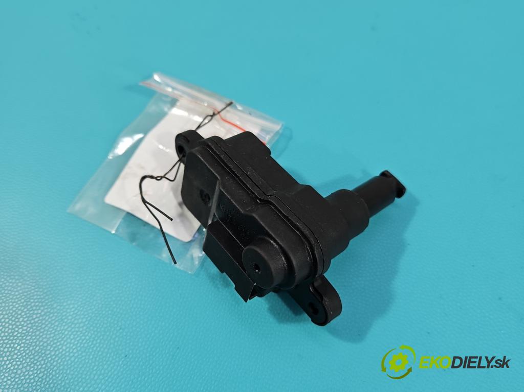 Audi A4 B9 2015-2024 2.0 TDI 190 HP automatic 140 kW 1968 cm3 5- Aktuátor: papuče: nádrže palivo 8V0862159A