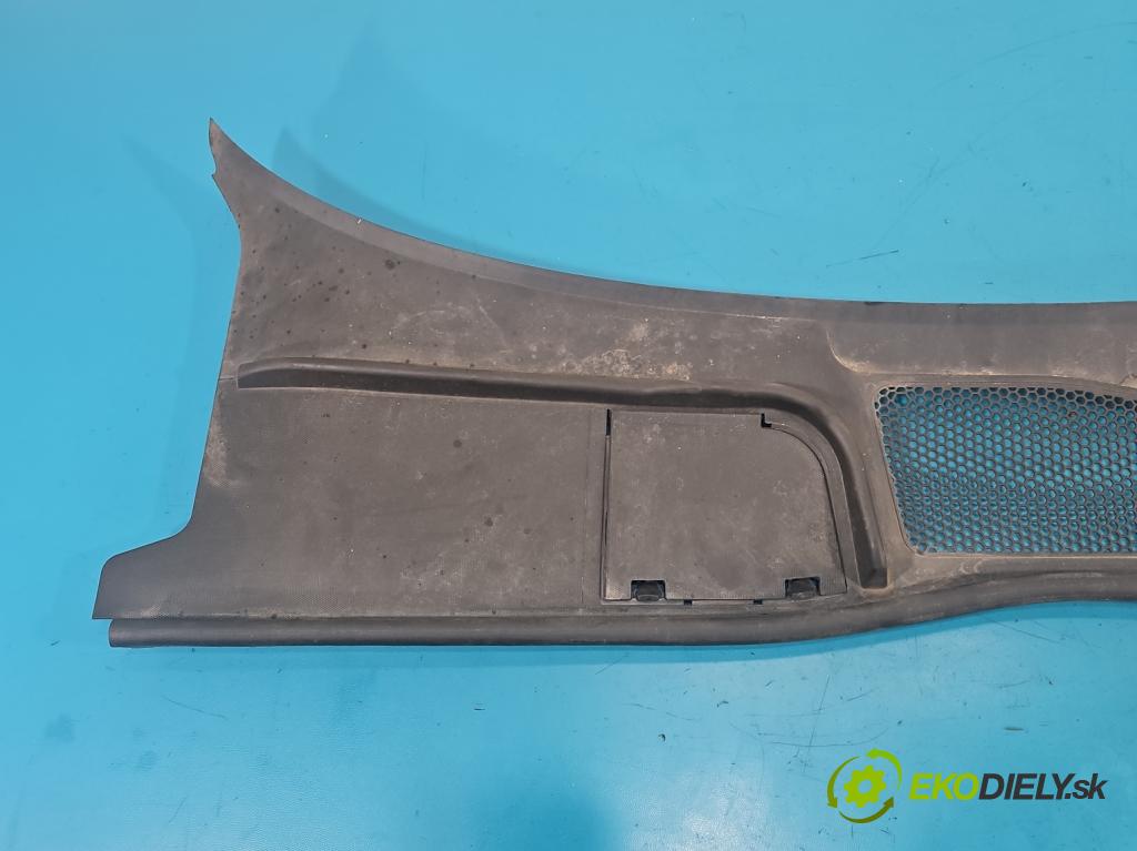 Audi A4 B9 2015-2024 2.0 TDI 190 HP automatic 140 kW 1968 cm3 5- torpédo 8W1819403 (Torpédo (plast pod čelným sklom))