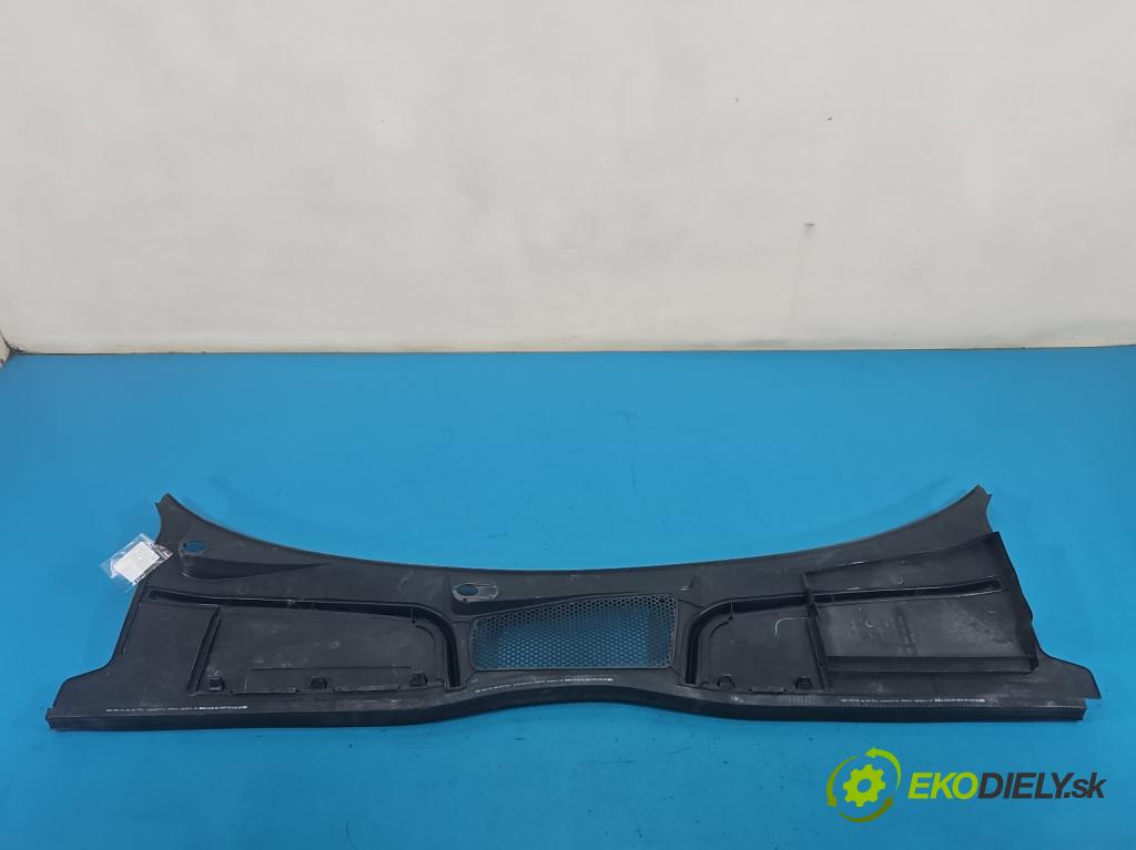 Audi A4 B9 2015-2024 2.0 TDI 190 HP automatic 140 kW 1968 cm3 5- torpédo 8W1819403 (Torpédo (plast pod čelným sklom))