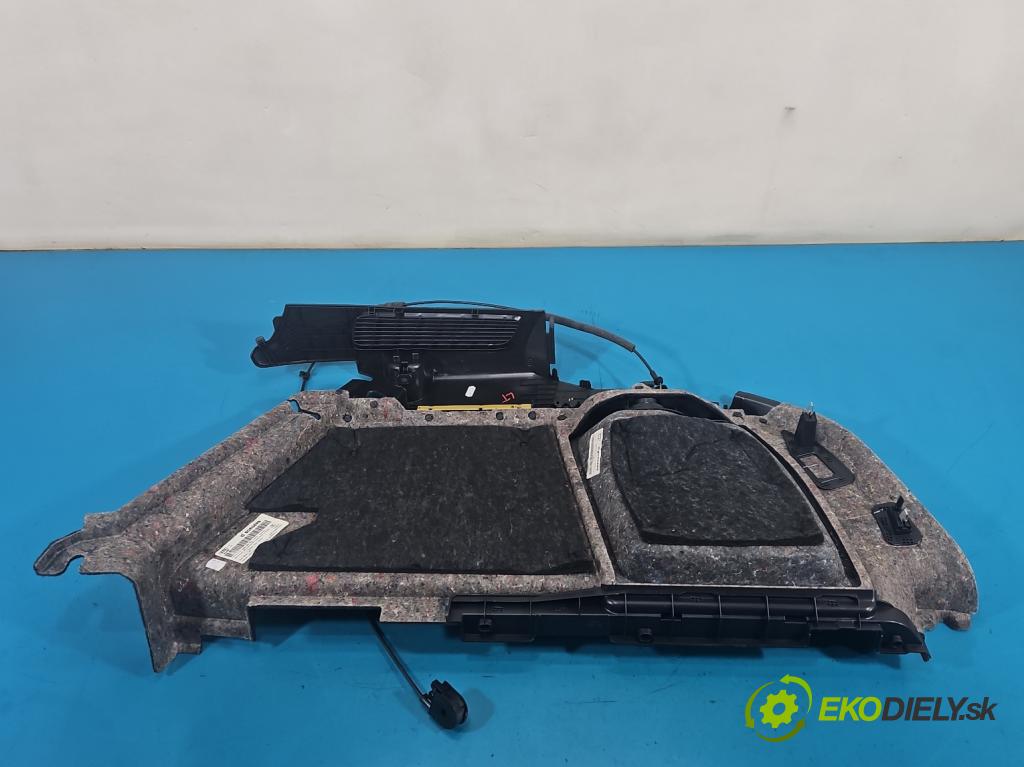 Audi A4 B9 2015-2024 2.0 TDI 190 hp automatic 140 kW 1968 cm3 5- Tapacír: kufra: levé 8W9863991E