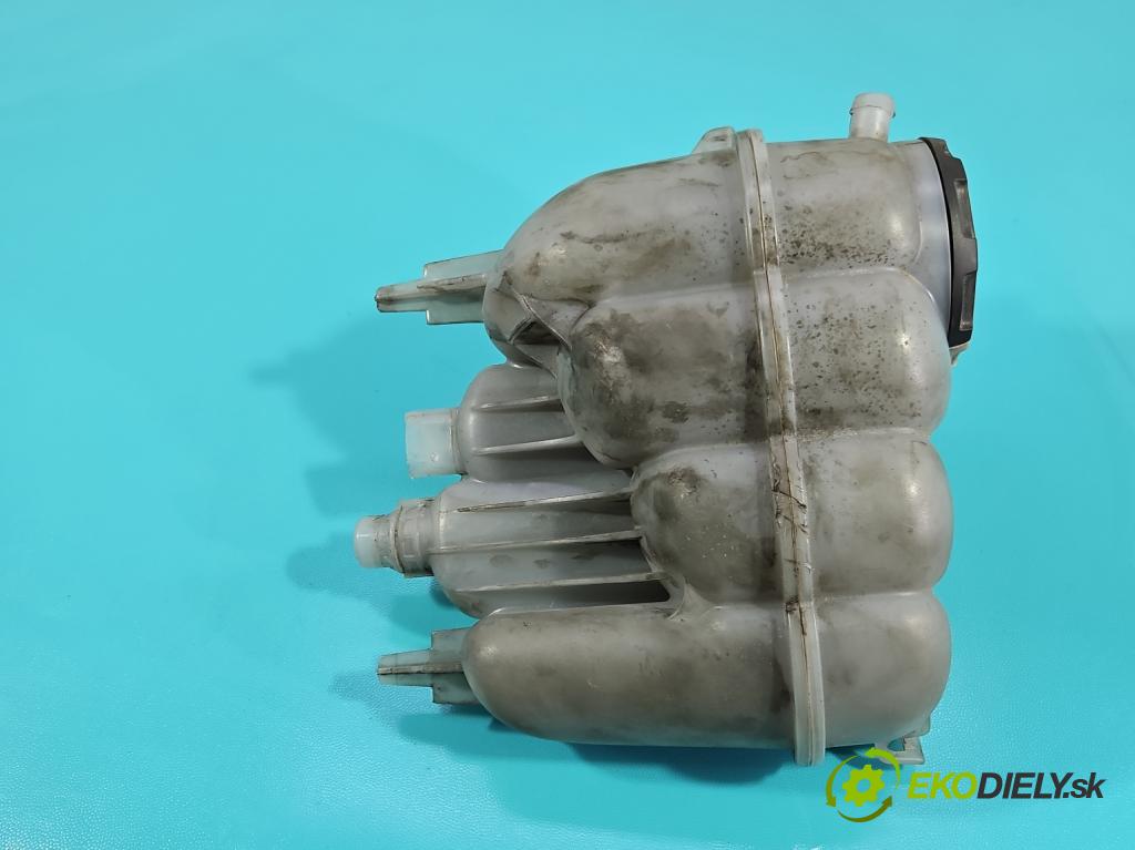 Audi A4 B9 2015-2024 2.0 TDI 190 HP automatic 140 kW 1968 cm3 5- Nádrž: kompenzačné: 8W0121405L