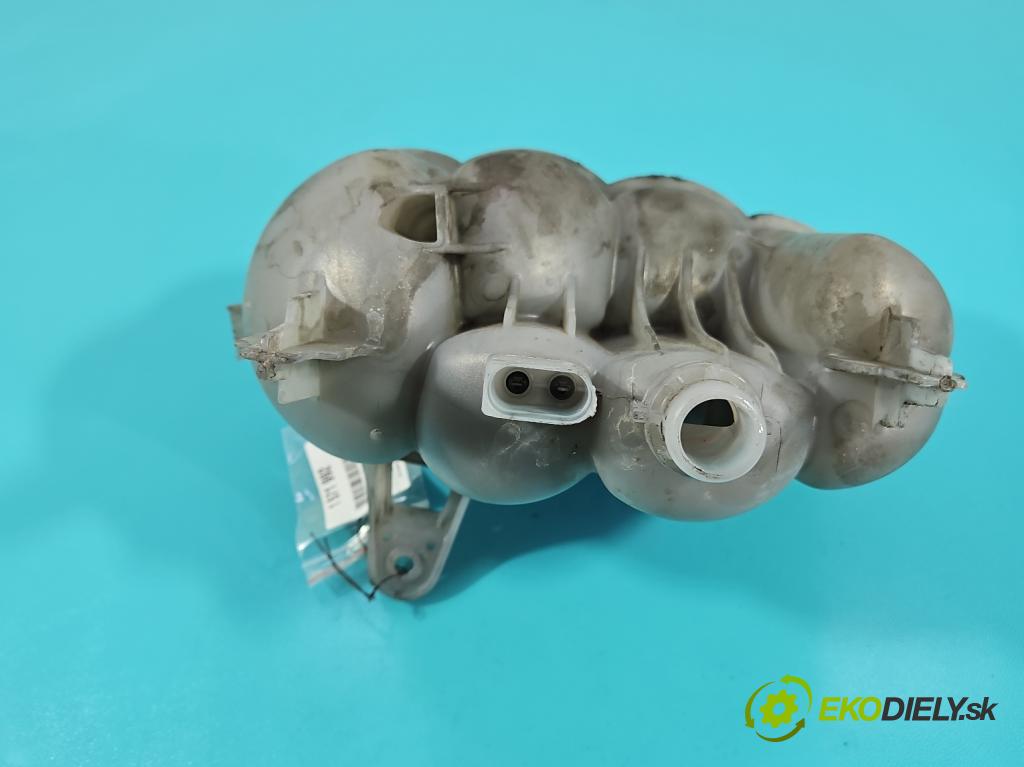 Audi A4 B9 2015-2024 2.0 TDI 190 HP automatic 140 kW 1968 cm3 5- Nádrž: kompenzačné: 8W0121405L