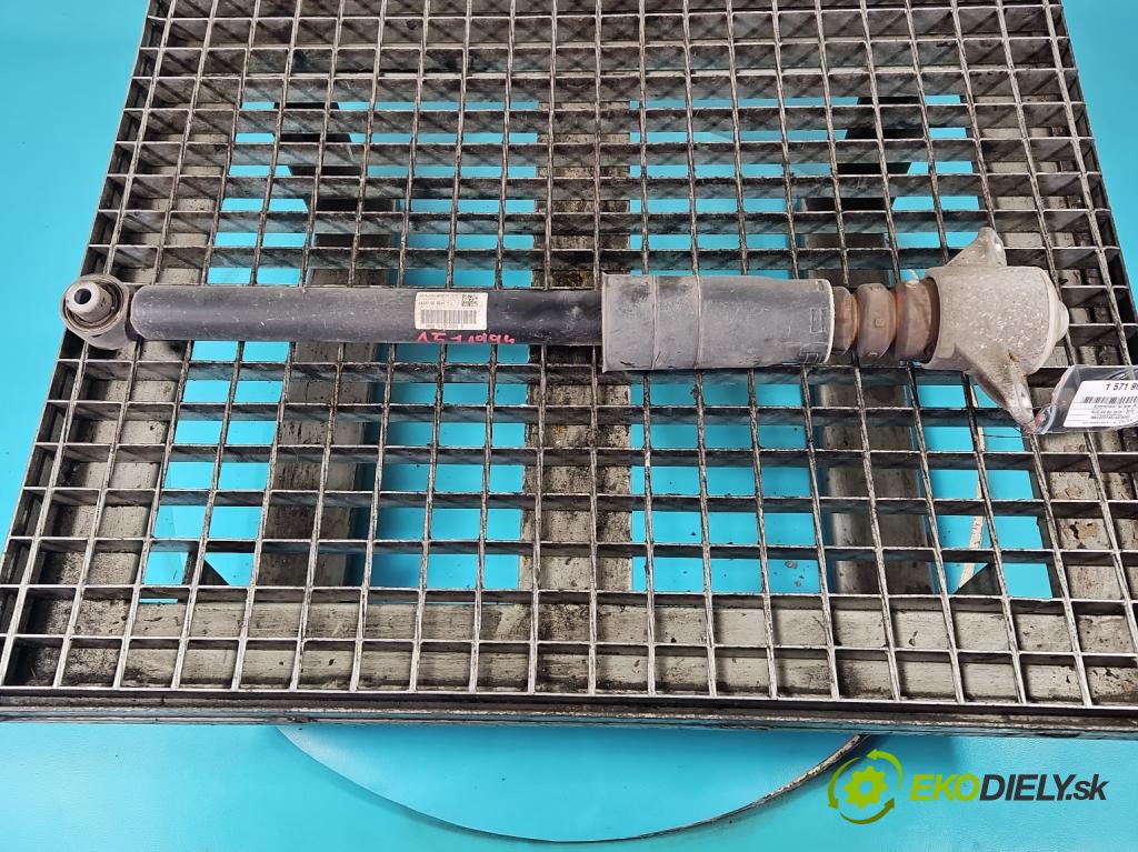 Audi A4 B9 2015-2024 2.0 TDI 190 HP automatic 140 kW 1968 cm3 5- tlmič zadné ľavý 8W9513028E (Kľučka dverí ostatné)