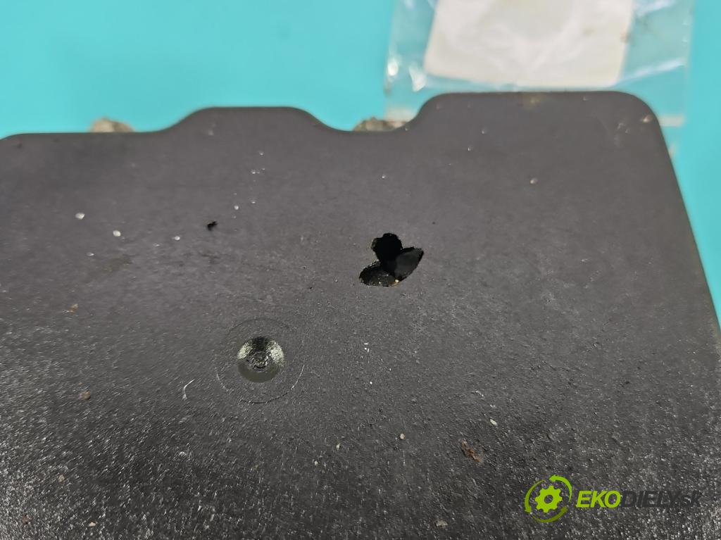 Mercedes Sprinter II 906 2006-  2.2 cdi 109 HP manual 80 kW 2148 cm3 5- čerpadlo abs 0265950481 (Pumpa ABS)