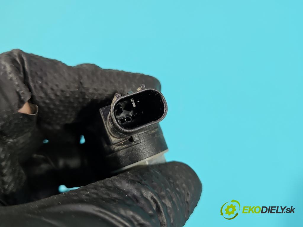 MG MG3  24- 1.5 16V 102 HP automatic 75 kW 1498 cm3 5- snímač parkovaní: 11108005