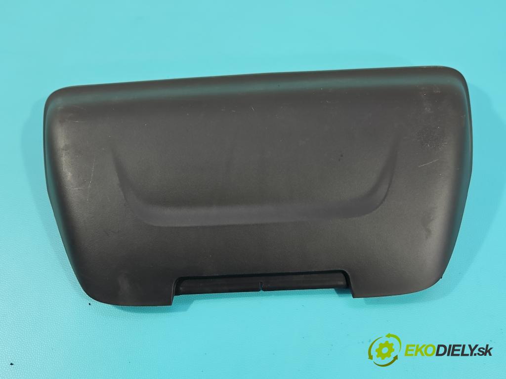 MG MG3  24- 1.5 16V 102 HP automatic 75 kW 1498 cm3 5- světlo: stop: 11484256