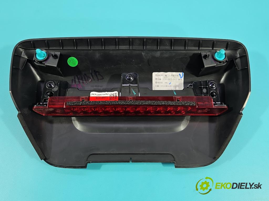 MG MG3  24- 1.5 16V 102 HP automatic 75 kW 1498 cm3 5- světlo: stop: 11484256