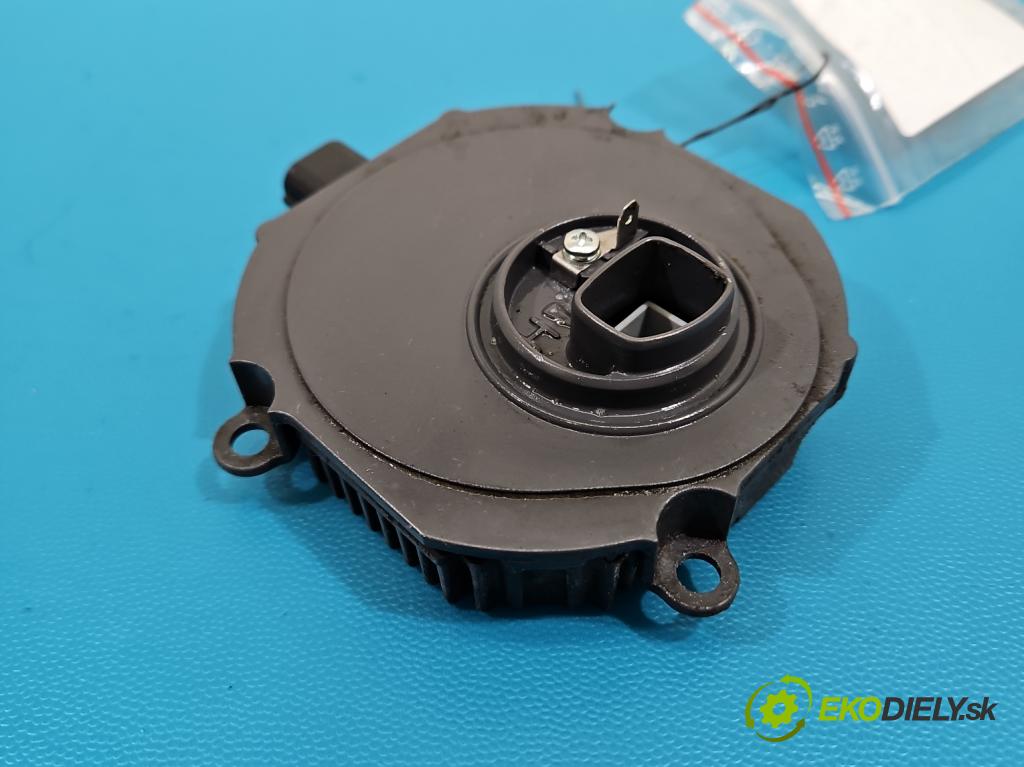 Honda Legend IV 2004-2012 3.5 V6 295HP automatic 217 kW 3471 cm3 4- střídač: xenon  (Riadiaca jednotka xenónu)