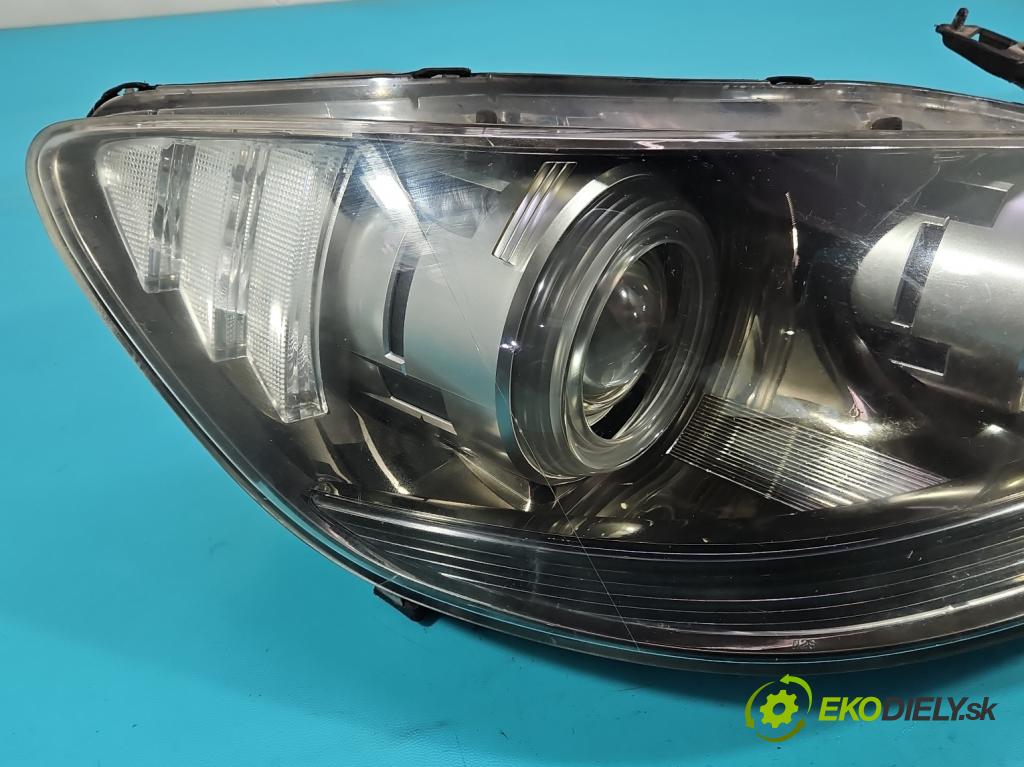 Honda Legend IV 2004-2012 3.5 V6 295HP automatic 217 kW 3471 cm3 4- Reflektor: pravý  (Svetlo predné pravé)