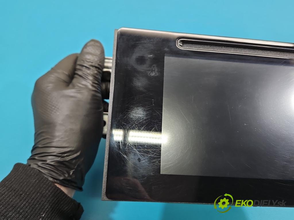 Toyota Auris II 2012-2018 1.6 16V 132  HP manual 97 kW 1598 cm3 5- Radio originál 86140-02360