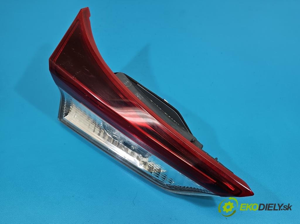 Toyota Auris II 2012-2018 1.6 16V 132  HP manual 97 kW 1598 cm3 5- svetlo / reflektor zadné ľavé 02-354 (Kľučka dverí ostatné)