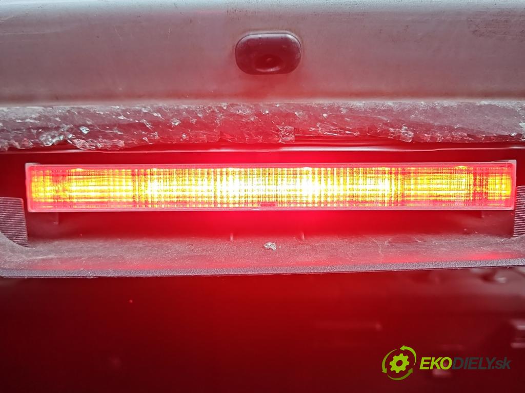 Toyota Auris II 2012-2018 1.6 16V 132  HP manual 97 kW 1598 cm3 5- světlo: stop: 81570-05100