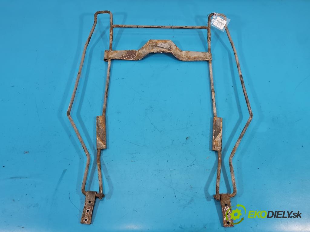 Mercedes Sprinter II 906 2006-  2.1 cdi 109 HP manual 80 kW 2148 cm3 5- Upevnenie: kolesa ozubeného 