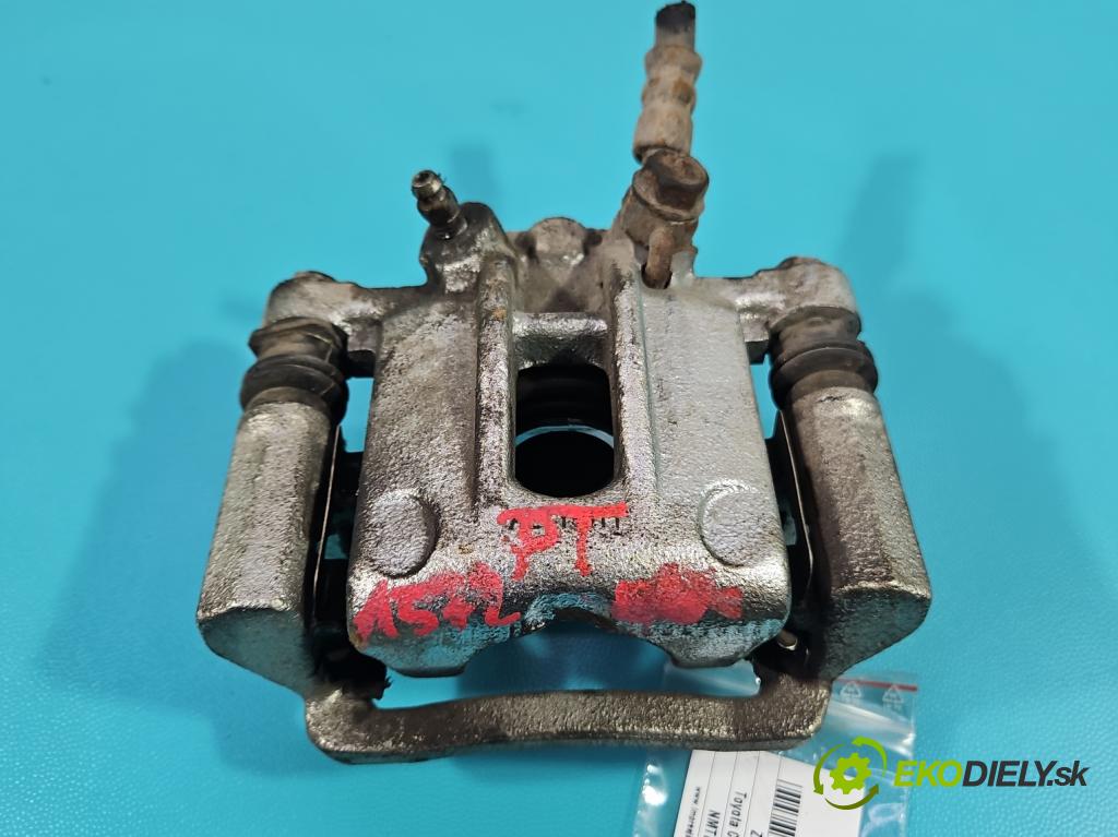 Toyota Corolla E12 2001-2009 2.0 D4D 90 HP manual 66 kW 1995 cm3 5- brzdič zadné pravý  (Kľučka dverí ostatné)