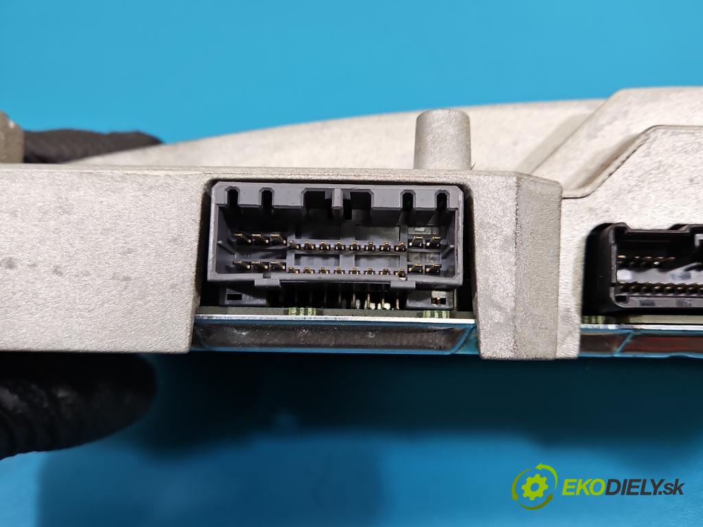 Honda Legend IV 2004-2012 3.5 V6 295HP automatic 217 kW 3471 cm3 4- Zesilovač: 39186-SJA-E01-M1 (Zosilňovač)