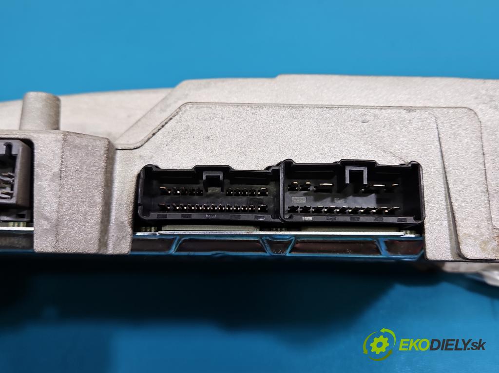 Honda Legend IV 2004-2012 3.5 V6 295HP automatic 217 kW 3471 cm3 4- Zesilovač: 39186-SJA-E01-M1 (Zosilňovač)