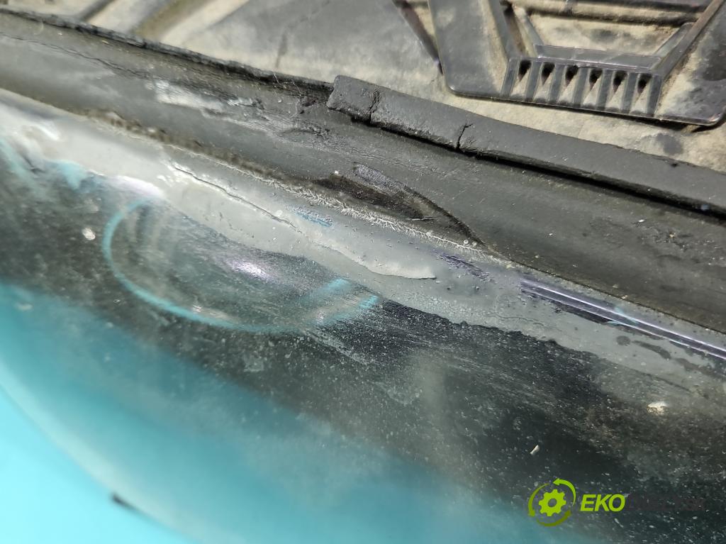 Bmw 3 E46 1998-2007 2.0 16V 143 HP manual 105 kW 1995 cm3 4- Reflektor: pravý  (Svetlo predné pravé)