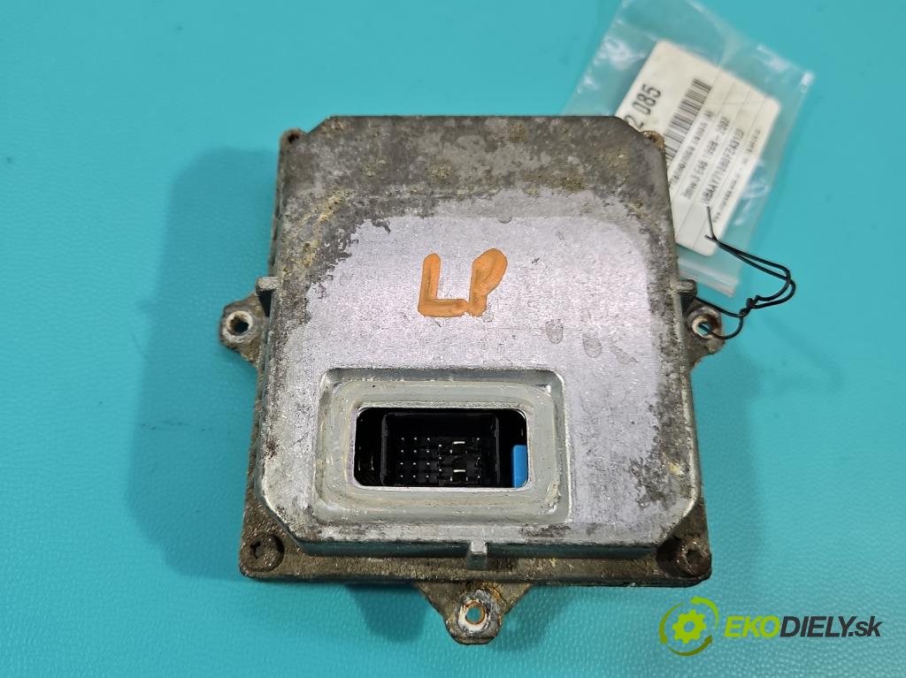 Bmw 3 E46 1998-2007 2.0 16V 143 HP manual 105 kW 1995 cm3 4- střídač: xenon 1307329074 (Riadiaca jednotka xenónu)