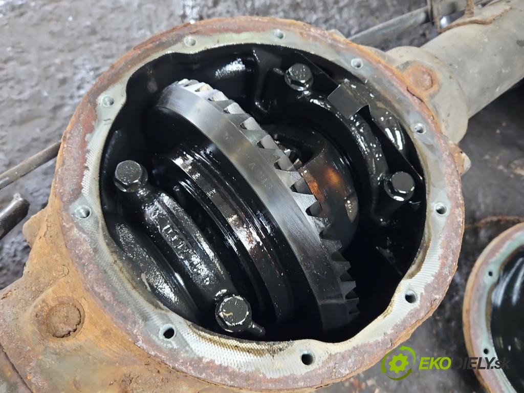 Mercedes Sprinter II 906 2006-  2.2 cdi 109 HP manual 80 kW 2148 cm3 5- Most: zadní: 9003531512