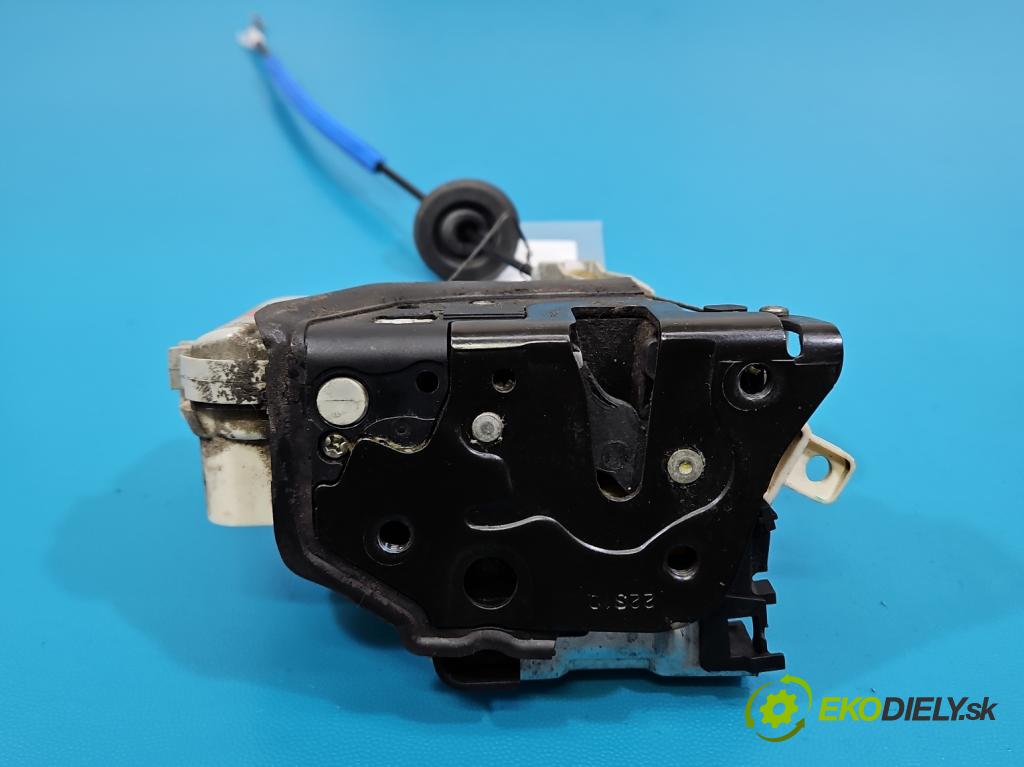 Audi A5 8T 2007-2016 3.0 tdi 239KM automatic 176 kW 2967 cm3 5- zámok predné ľavý 8J1837015C