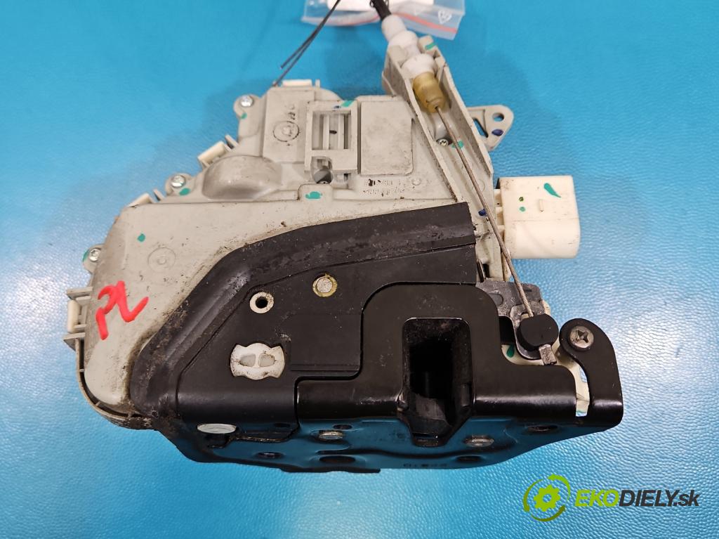 Audi A5 8T 2007-2016 3.0 tdi 239KM automatic 176 kW 2967 cm3 5- zámok predné ľavý 8J1837015C