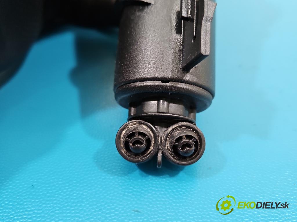 Audi A5 8T 2007-2016 3.0 tdi 239KM automatic 176 kW 2967 cm3 5- ostrekovač reflektor: pravý