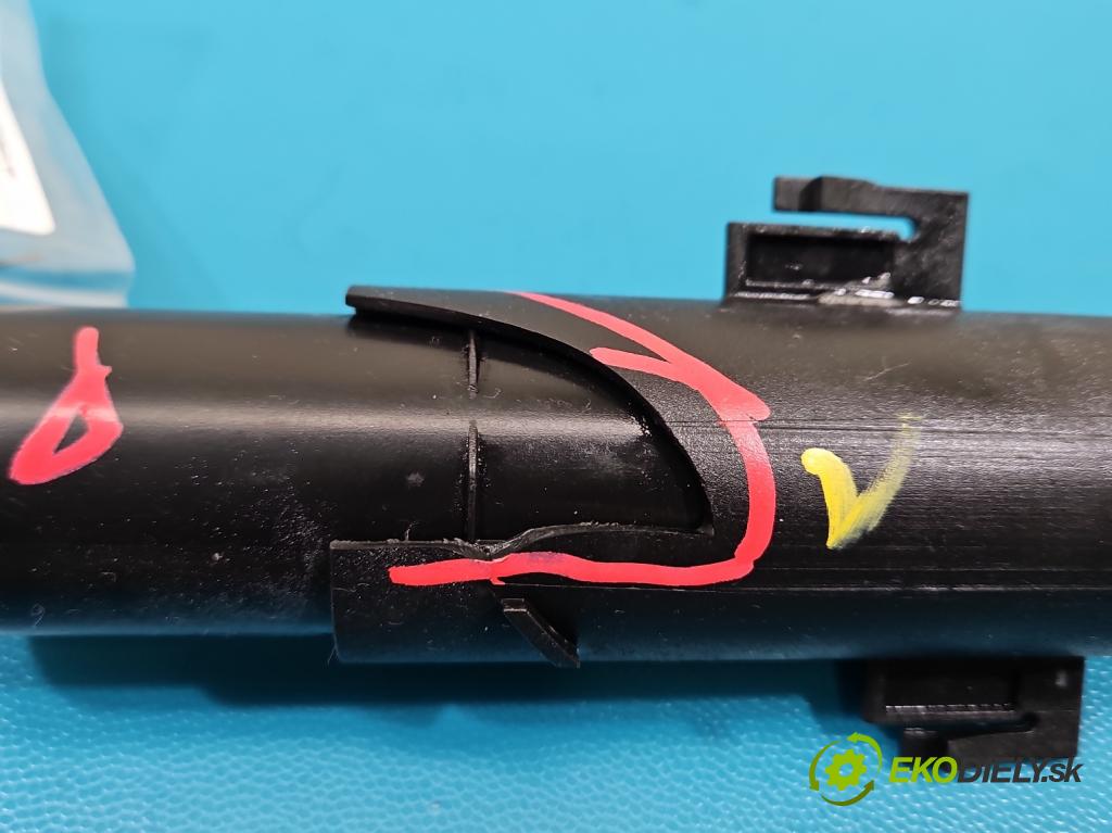 Audi A5 8T 2007-2016 3.0 tdi 239KM automatic 176 kW 2967 cm3 5- ostrekovač reflektor: pravý