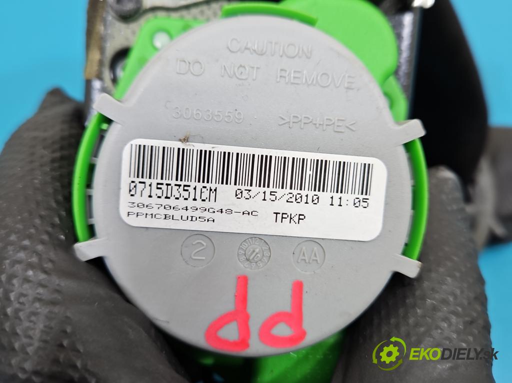 Audi A5 8T 2007-2016 3.0 tdi 239KM automatic 176 kW 2967 cm3 5- stěna bezpečnost přední pravý 8K0857755F