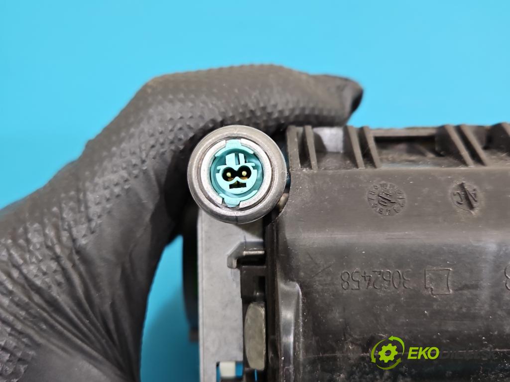 Audi A5 8T 2007-2016 3.0 tdi 239KM automatic 176 kW 2967 cm3 5- stěna bezpečnost přední pravý 8K0857755F