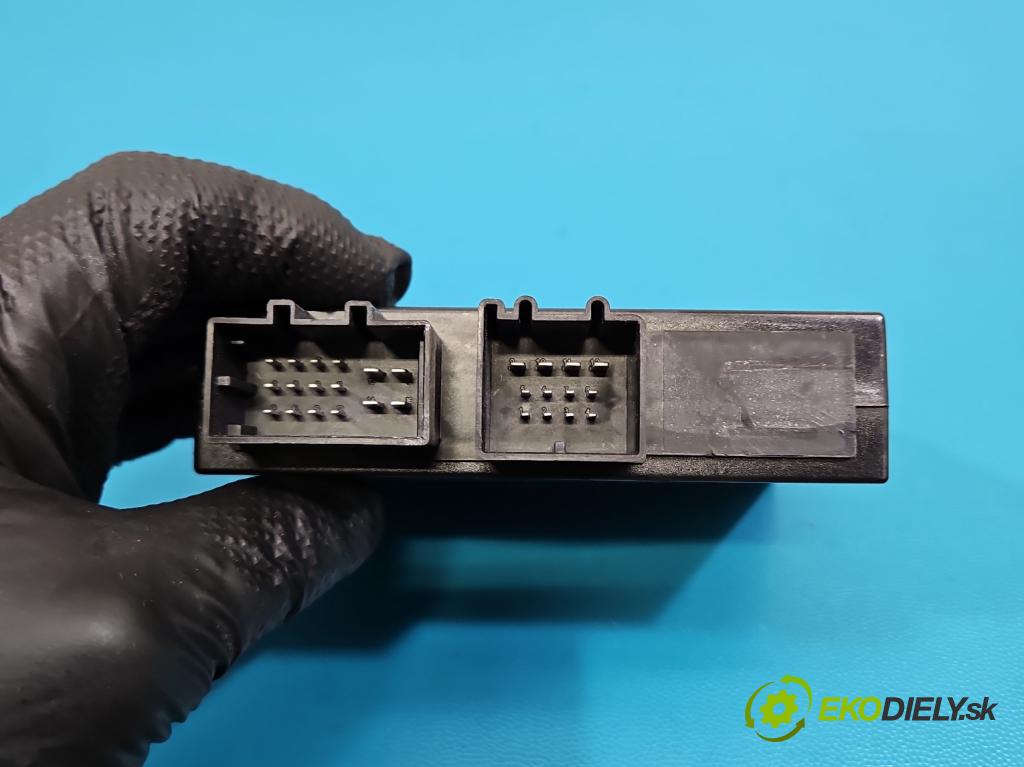 Audi A5 8T 2007-2016 3.0 tdi 239KM automatic 176 kW 2967 cm3 5- řídící jednotka 8K0907383E