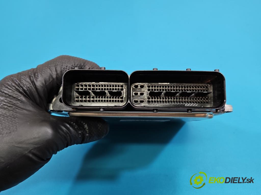 Audi A5 8T 2007-2016 3.0 tdi 239KM automatic 176 kW 2967 cm3 5- riadiaca jednotka motora 8R0907401J