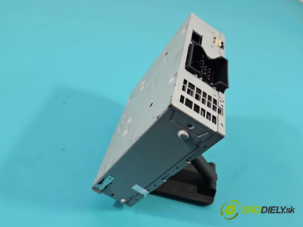 Audi A5 8T 2007-2016 3.0 tdi 239KM automatic 176 kW 2967 cm3 5- Radio originál 4F0035056B