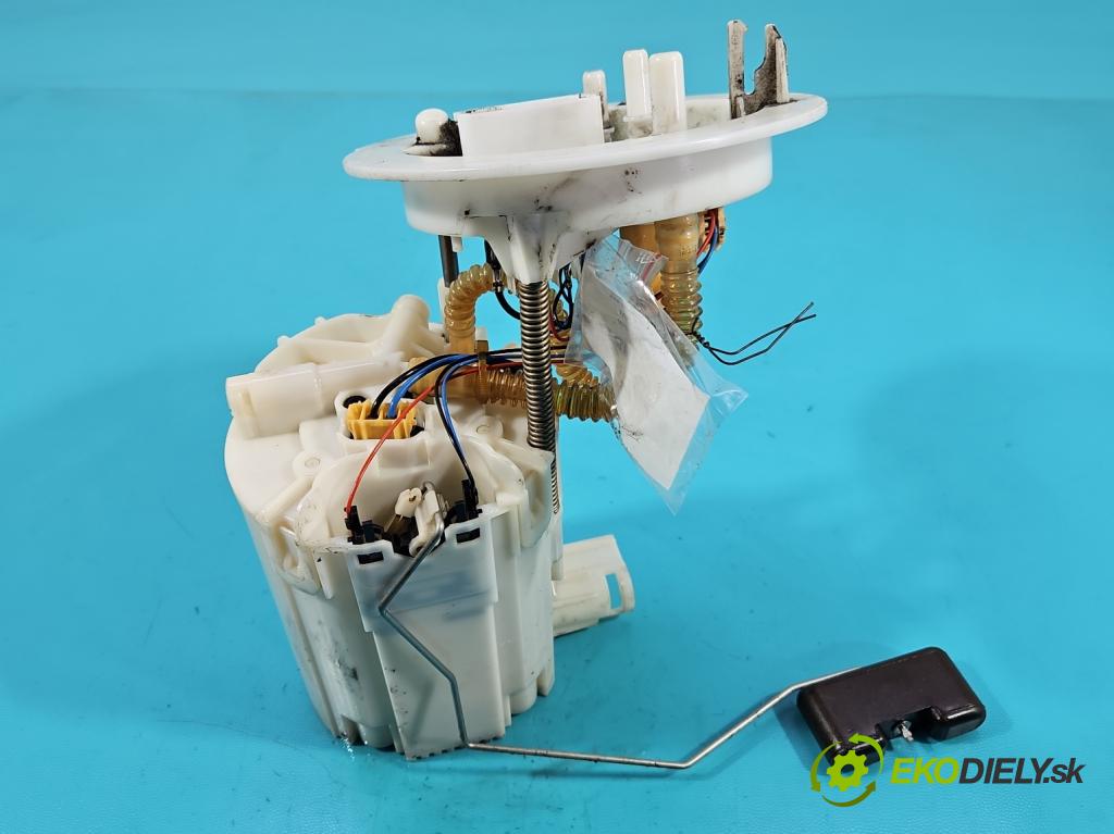 Audi A5 8T 2007-2016 3.0 tdi 239KM automatic 176 kW 2967 cm3 5- čerpadlo paliva 8K0919050K