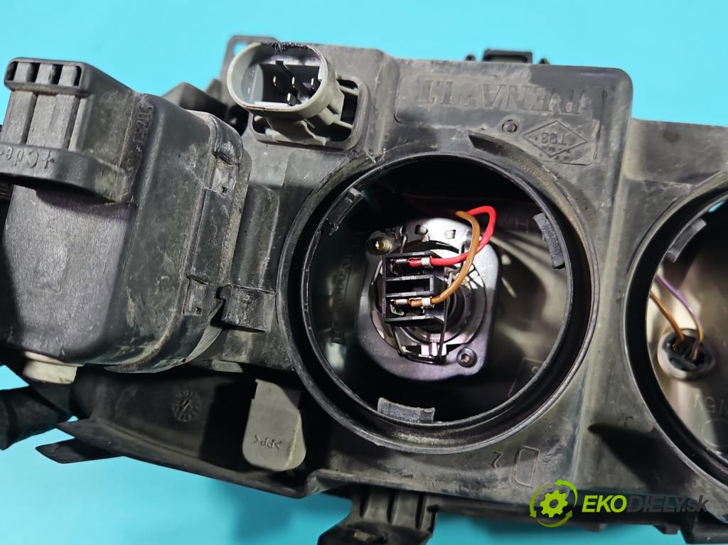 Renault Megane I 1995-2003 1.4 16V 95 HP manual 70 kW 1390 cm3 5- Reflektor: pravý 7700427870G (Svetlo predné pravé)