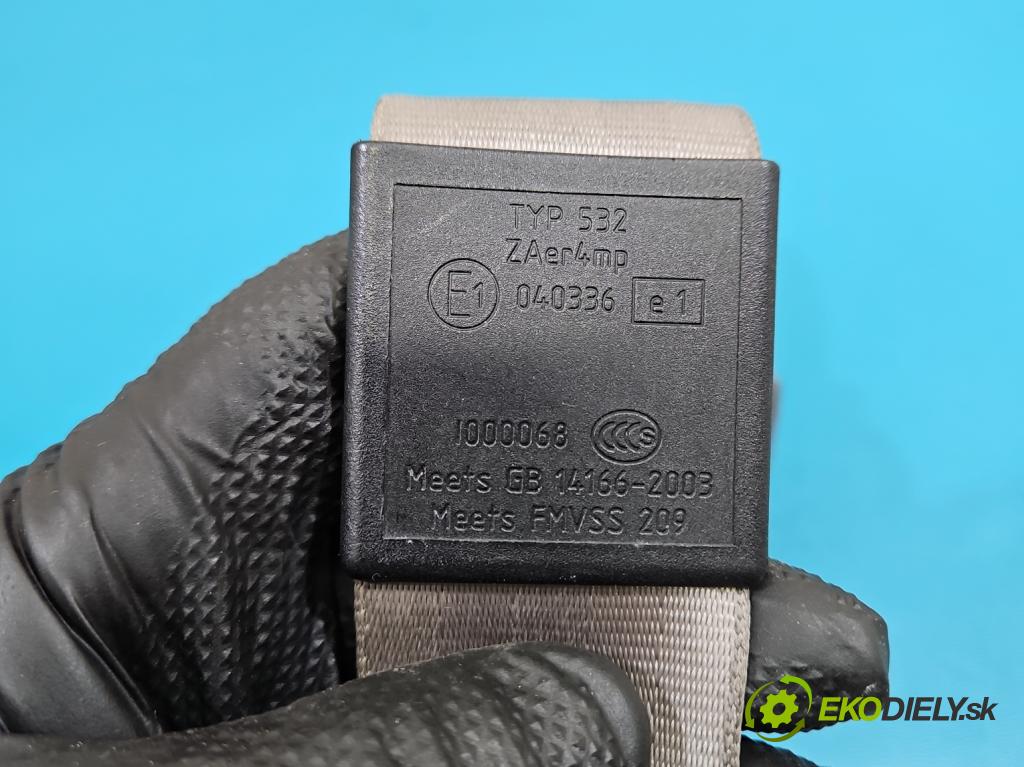 Audi A4 B7 2004-2008 3.0 tdi BKN: 204 HP automatic 150 kW 2967 cm3 5- pas bezpečnosť: predné pravý 8E0857755G