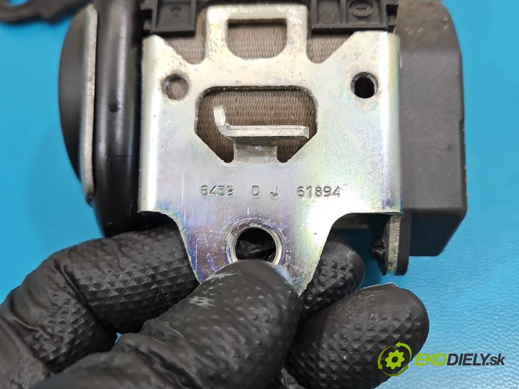 Audi A4 B7 2004-2008 3.0 tdi BKN: 204 HP automatic 150 kW 2967 cm3 5- pas bezpečnosť: predné pravý 8E0857755G