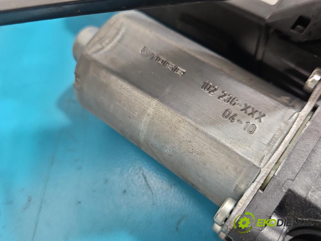 Audi A4 B7 2004-2008 3.0 tdi BKN: 204 HP automatic 150 kW 2967 cm3 5- mechanizmus okna predné pravý 8E0817462C