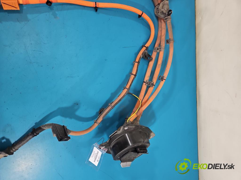 Bmw iX1 U11 0.0 elektrický: 272 HP automatic 200 kW 1 cm3 5- Zväzok: ostatné 767003104AY