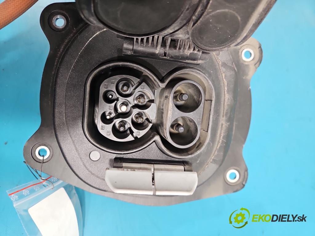 Bmw iX1 U11 0.0 elektrický: 272 HP automatic 200 kW 1 cm3 5- Zväzok: ostatné 767003104AY