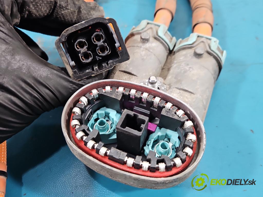 Bmw iX1 U11 0.0 elektrický: 272 HP automatic 200 kW 1 cm3 5- Zväzok: ostatné 767003104AY