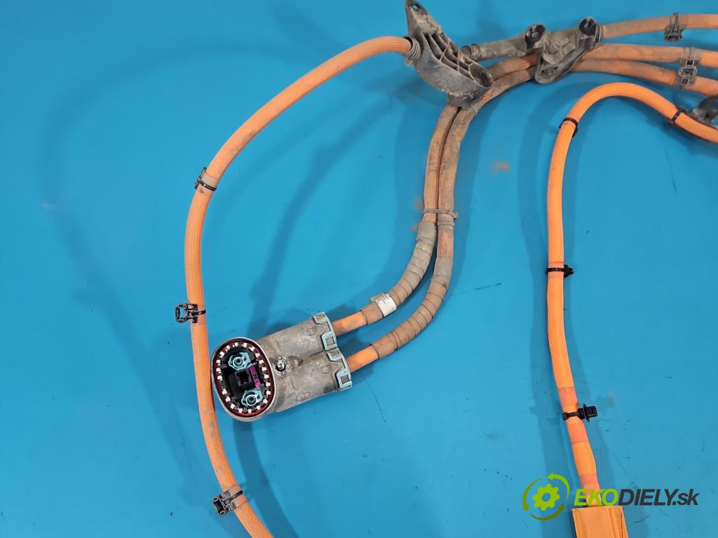 Bmw iX1 U11 0.0 elektrický: 272 HP automatic 200 kW 1 cm3 5- Zväzok: ostatné 767003104AY