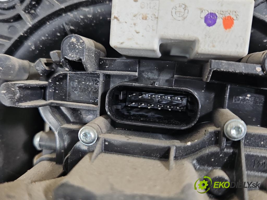 Bmw iX1 U11 0.0 elektrický: 272 HP automatic 200 kW 1 cm3 5- Zväzok: ostatné 767003104AY