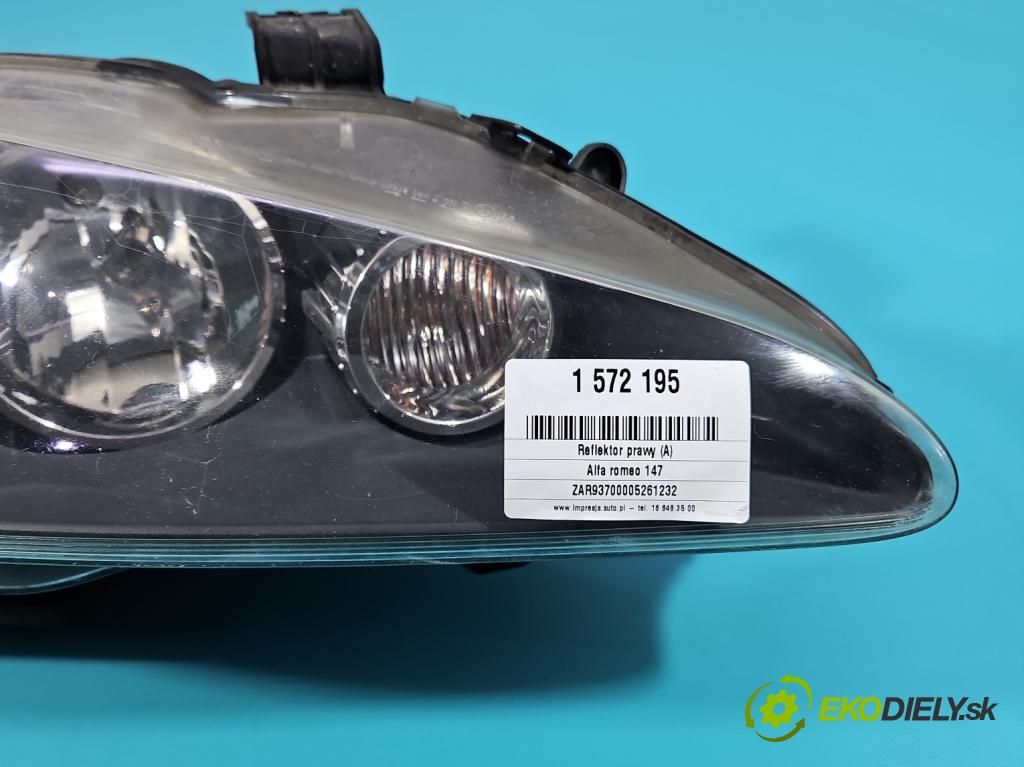 Alfa romeo 147 1.9 jtd 120 HP manual 88 kW 1910 cm3 3- Reflektor: pravý 89101233DX (Svetlo predné pravé)