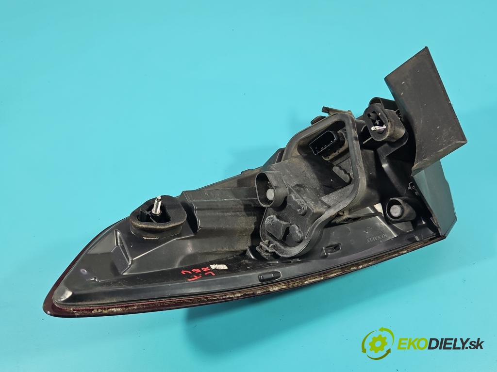 Renault Megane III 2008-2016 2.0 Tce 179KM manual 132 kW 1998 cm3 5- svetlo / reflektor zadné ľavé 2655550010R (Kľučka dverí ostatné)